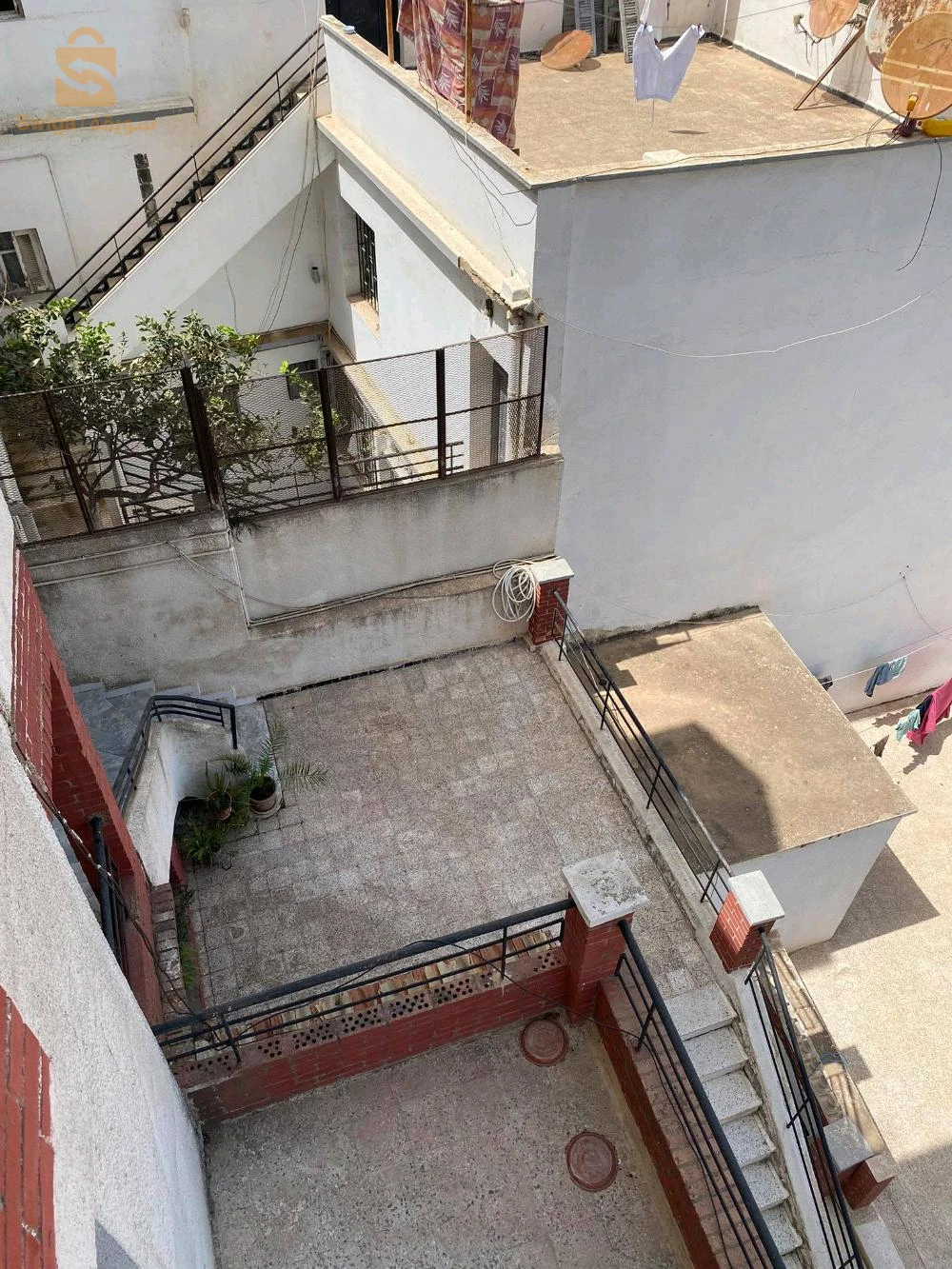 villa colonial facade 10m/30m