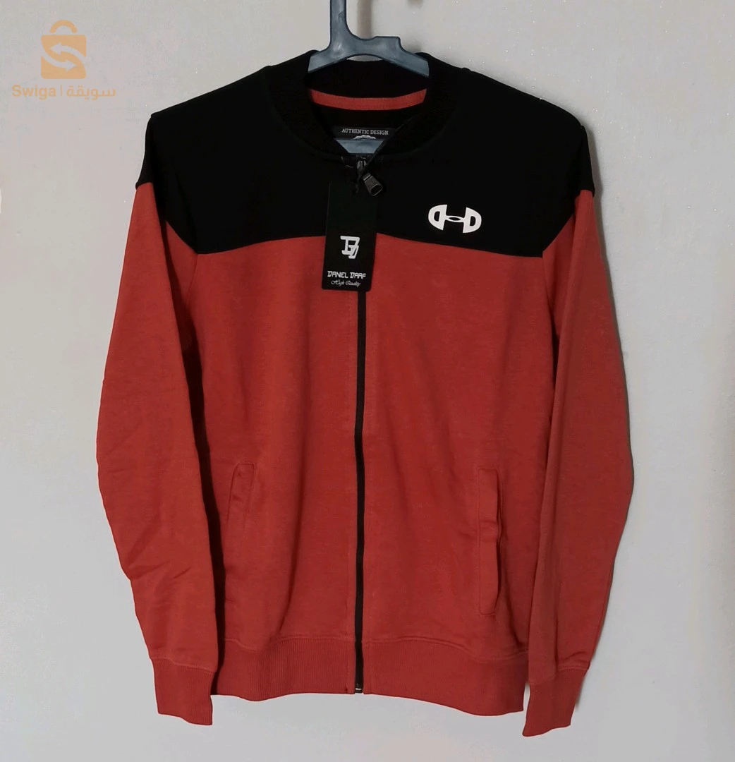 des ensembles (Nike ,Armani ,Boss) top qualité