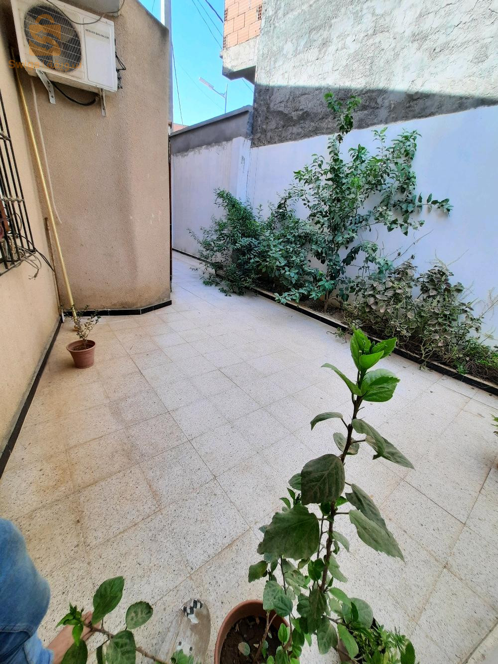 بيع منزل في الريحان . موزاية