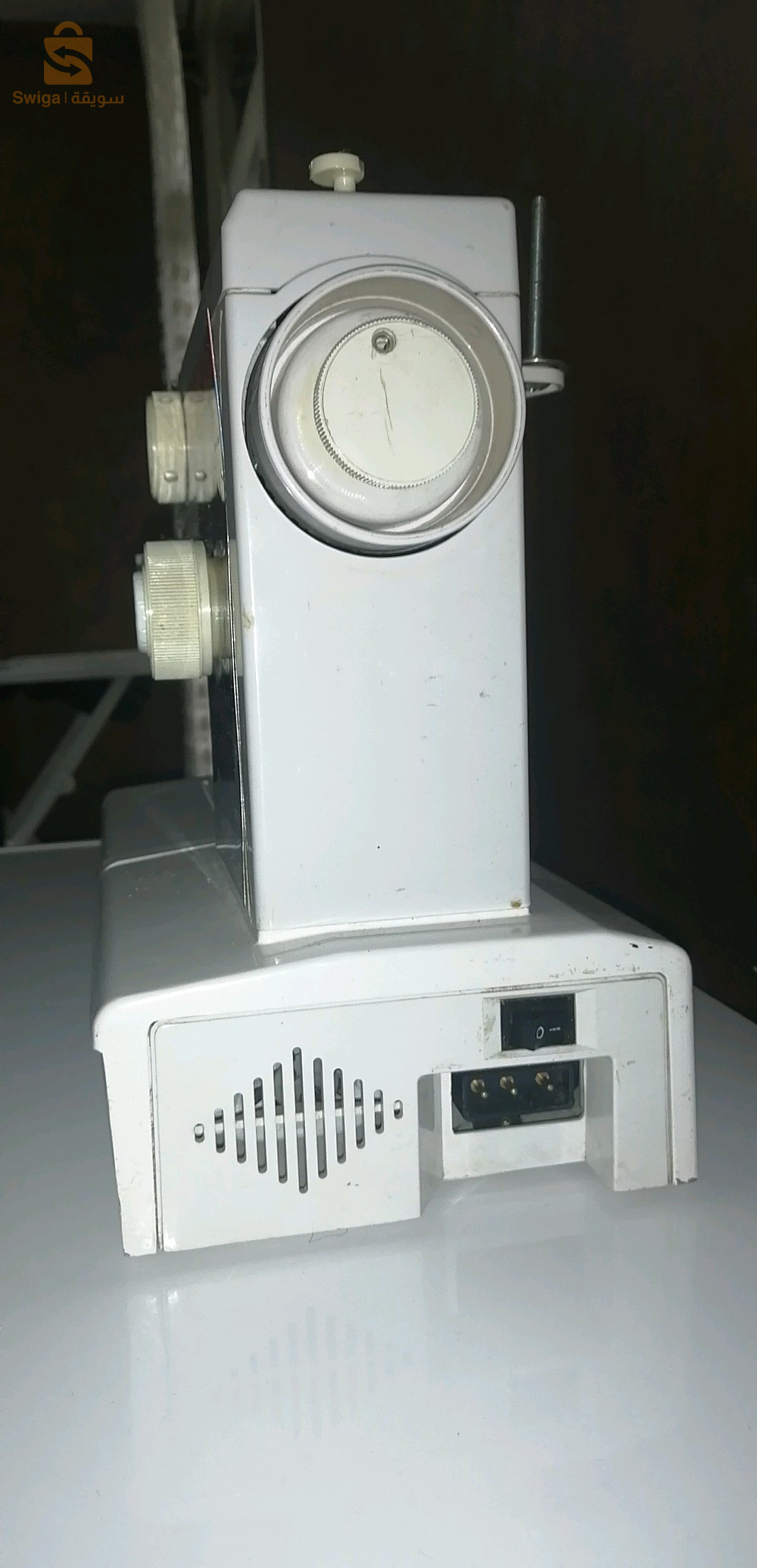آلة خياطة