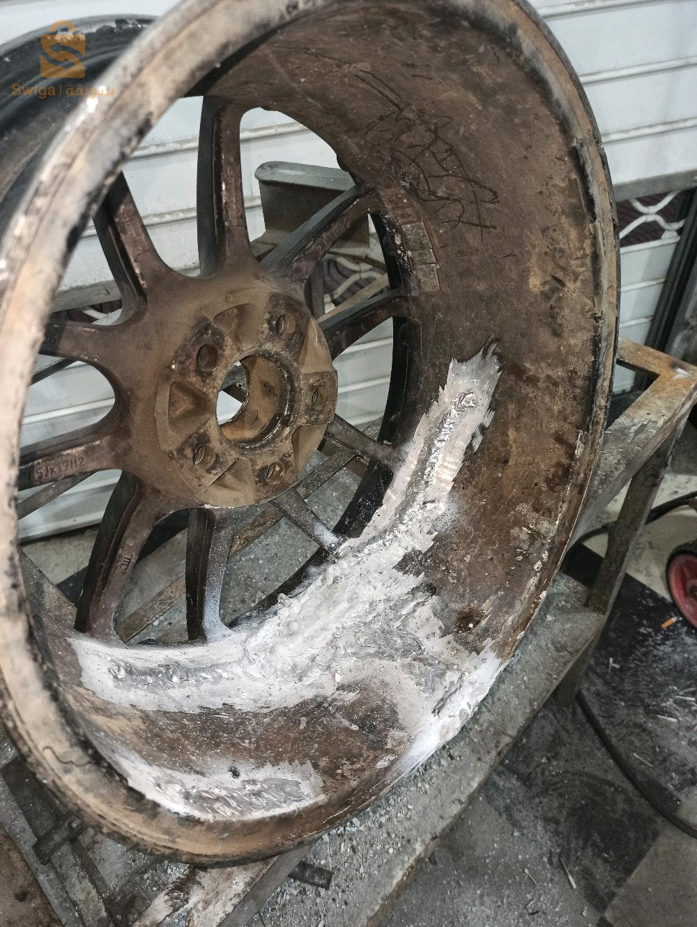 مرحباً بكم في محلنا المتواجد في ممرات تامشيط على بعد 200متر من مسجد الحاج شراد نوار باتنةsalah bouboun 0550846481او أترك رسالة عبر الوتساب