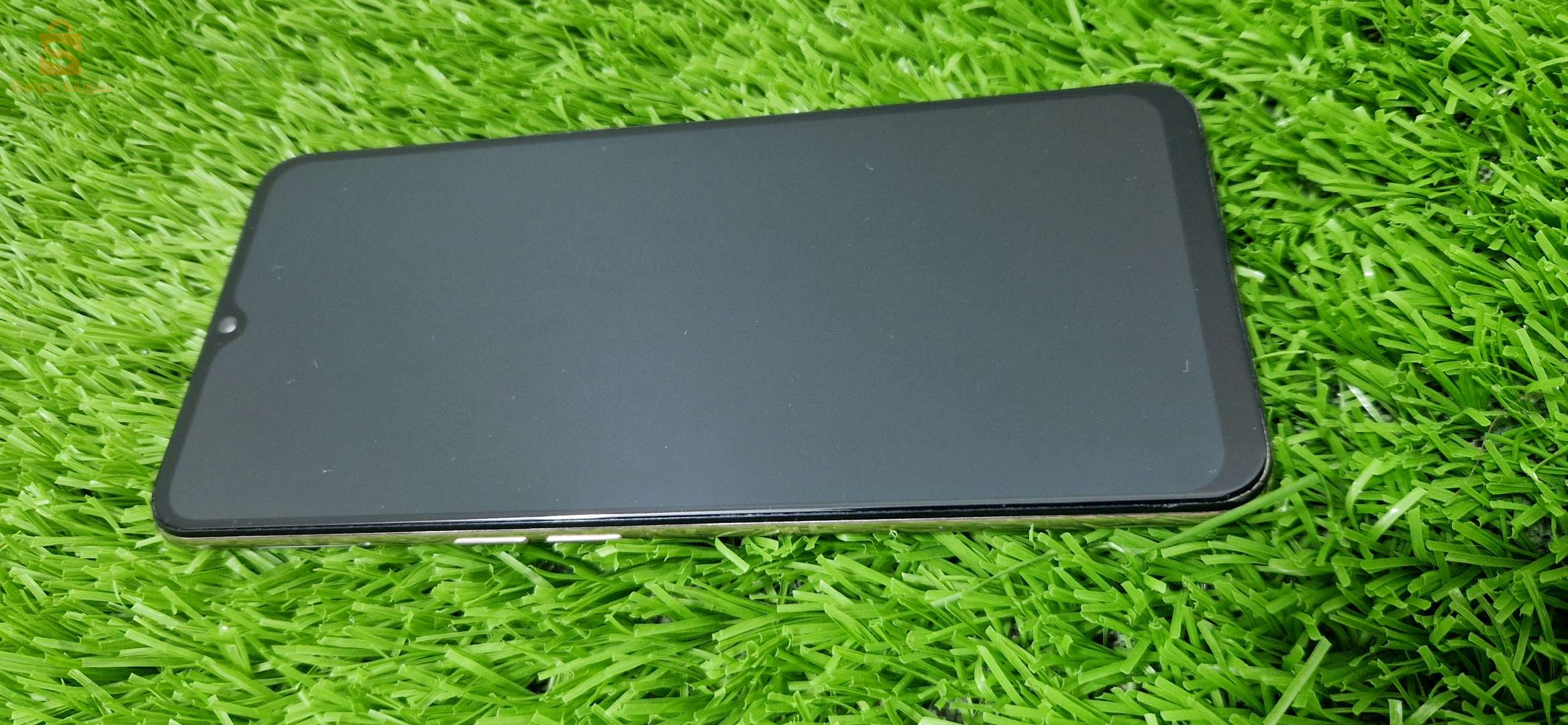 oppo find x2 lite + écouteurs sans fil qilive 
livraison disponible