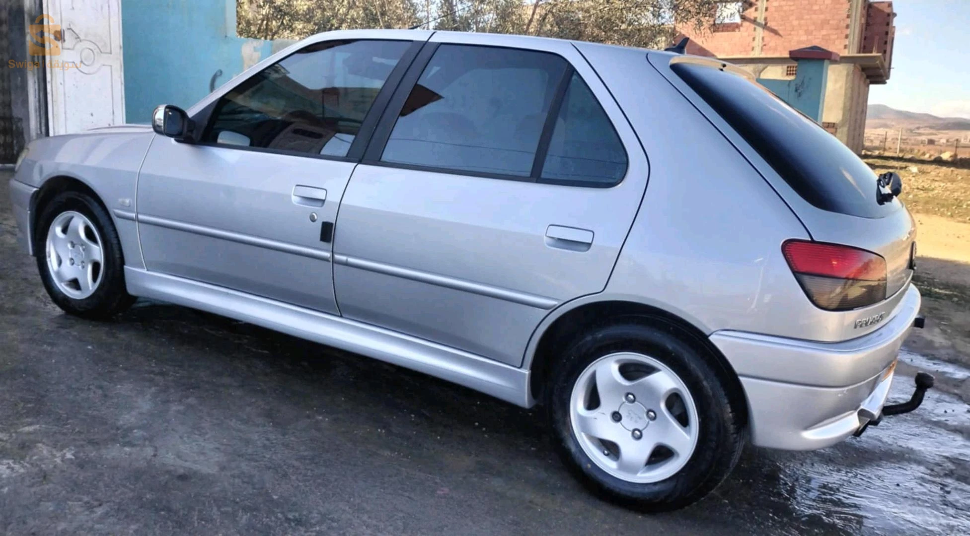 306/2001