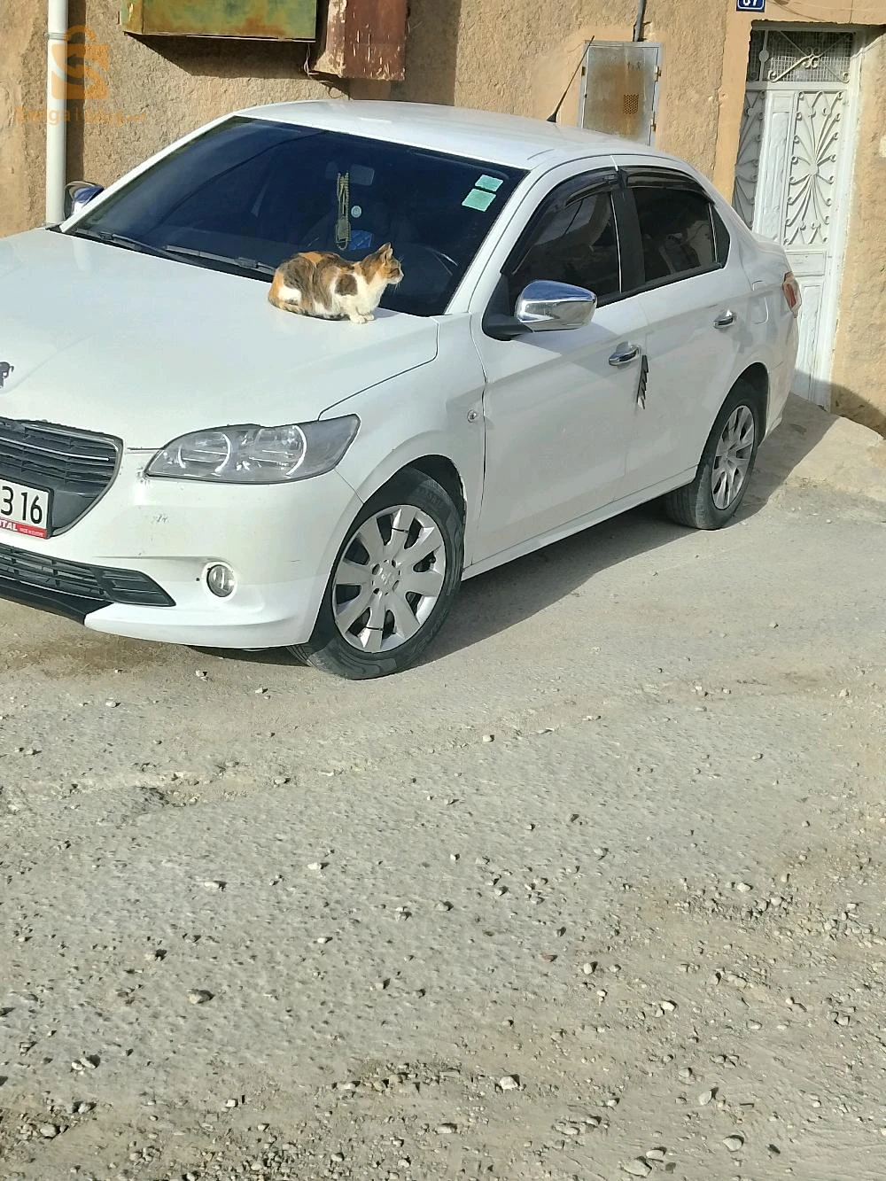 سيارة للبيع