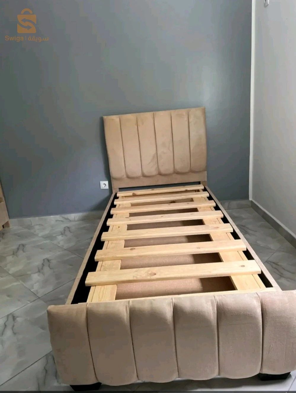 سرير كابيتوني
@اثاث سرير كابيتوني