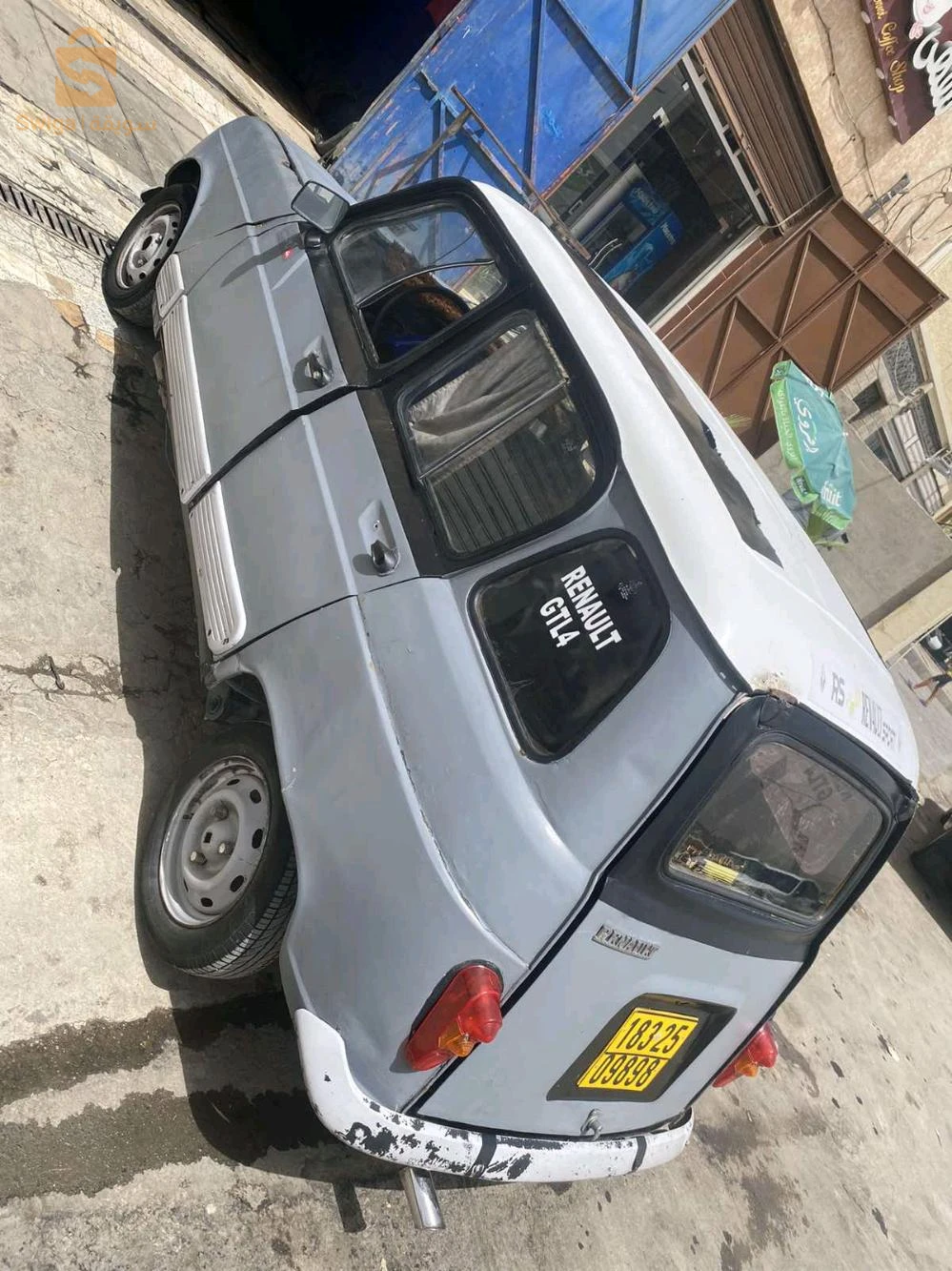 r4