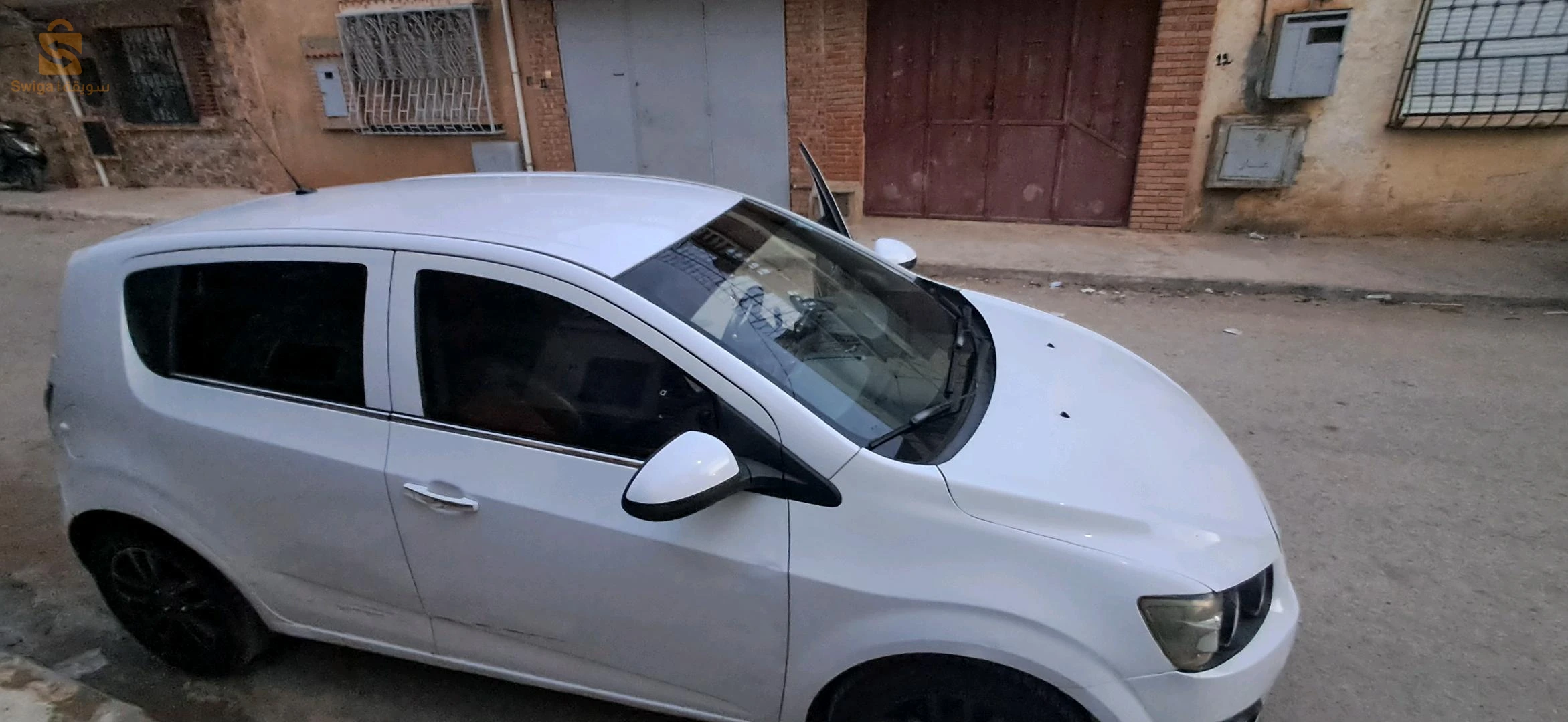 moteur mrivisi kolech jdid fiha racord sgir f l'ail ariere