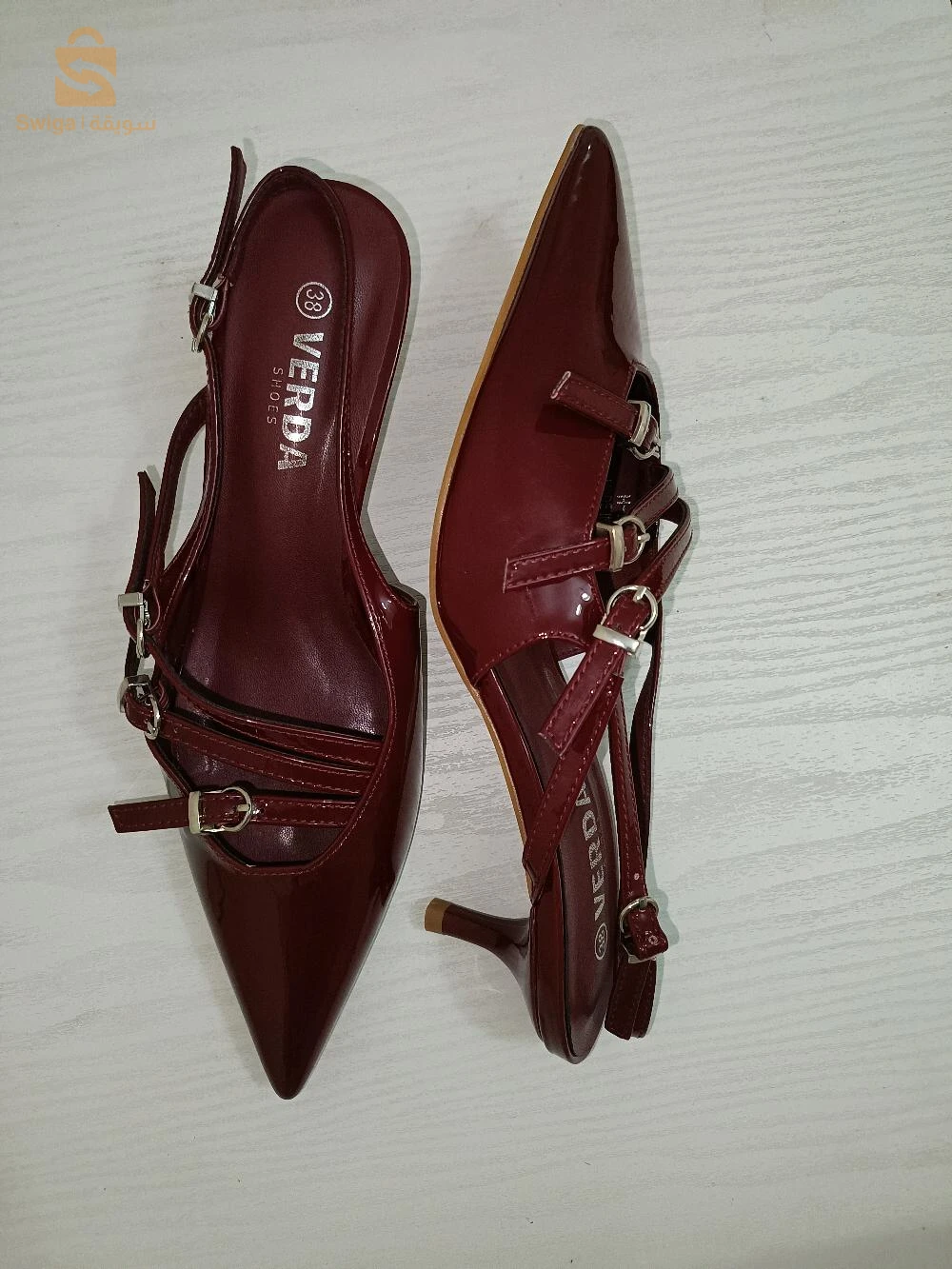 Escarpins cherry 38