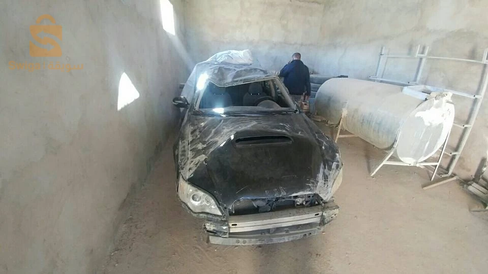 سيارة بدون محرك وبدون علبة بالوثائق