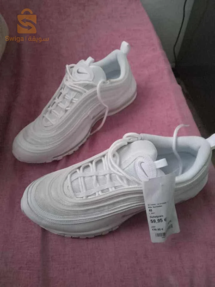 basket  originale Nike 46 venu d'Europe en Allemagne 🇩🇪 pointure 46 7adja chaba bzzzzf