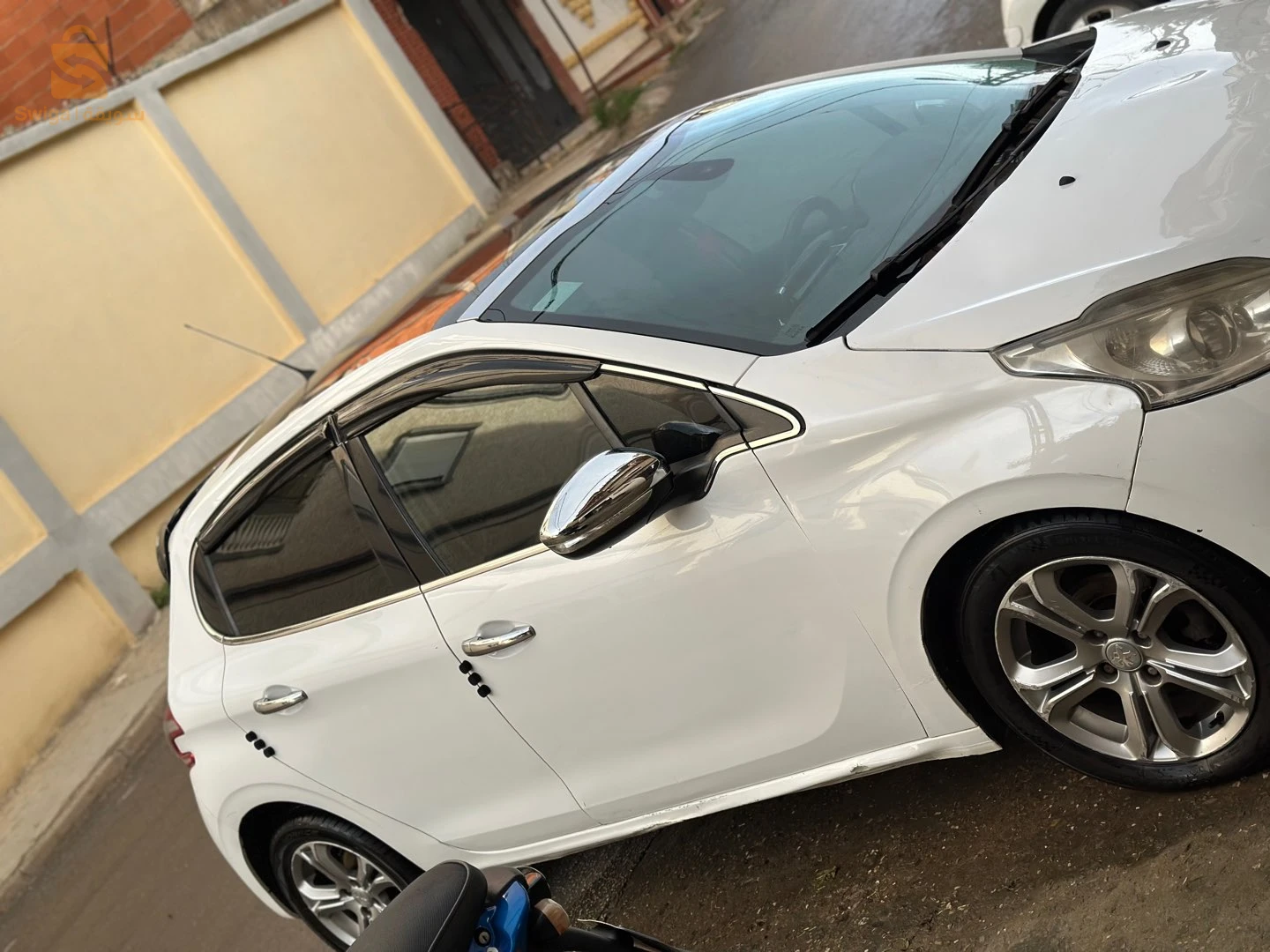 بيجو 208hdi