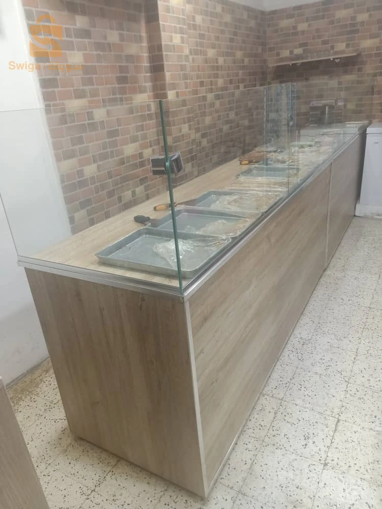 طابلة عرض حلويات  كل وحدة زوج مترات جديدة مستعملة شهرين برك