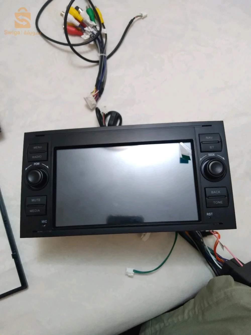 Un dvd neuf 7pouces  android 10 gps phone camera usb bluetooth  degital  et manuel