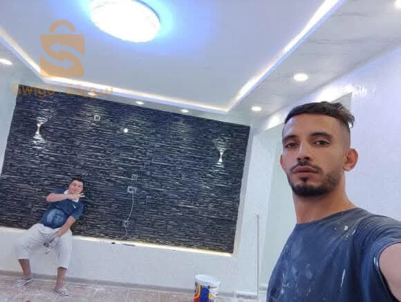 حرفي في مجال بلاكوا بلاطر وبنتورة وكهرباء