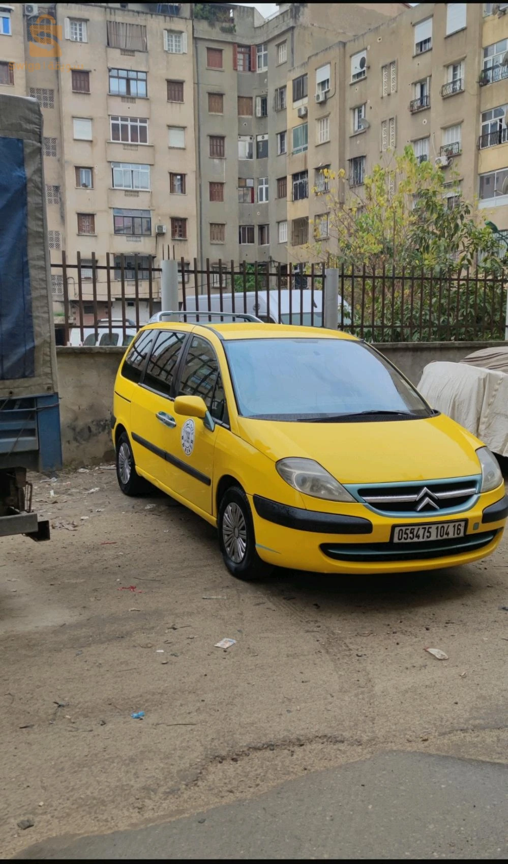 C8 HDi moteur v40 8 place
