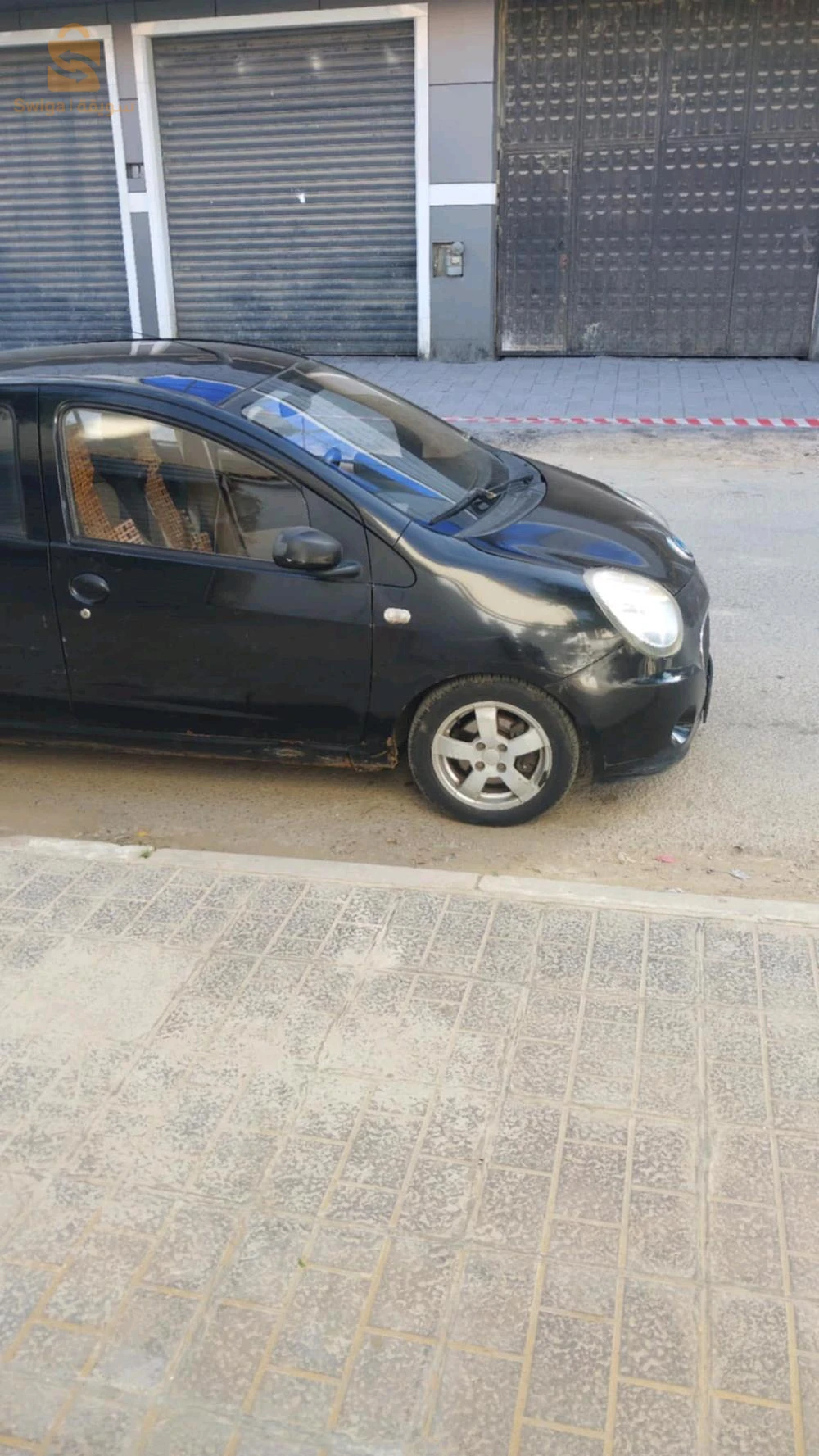 سيارة نقية