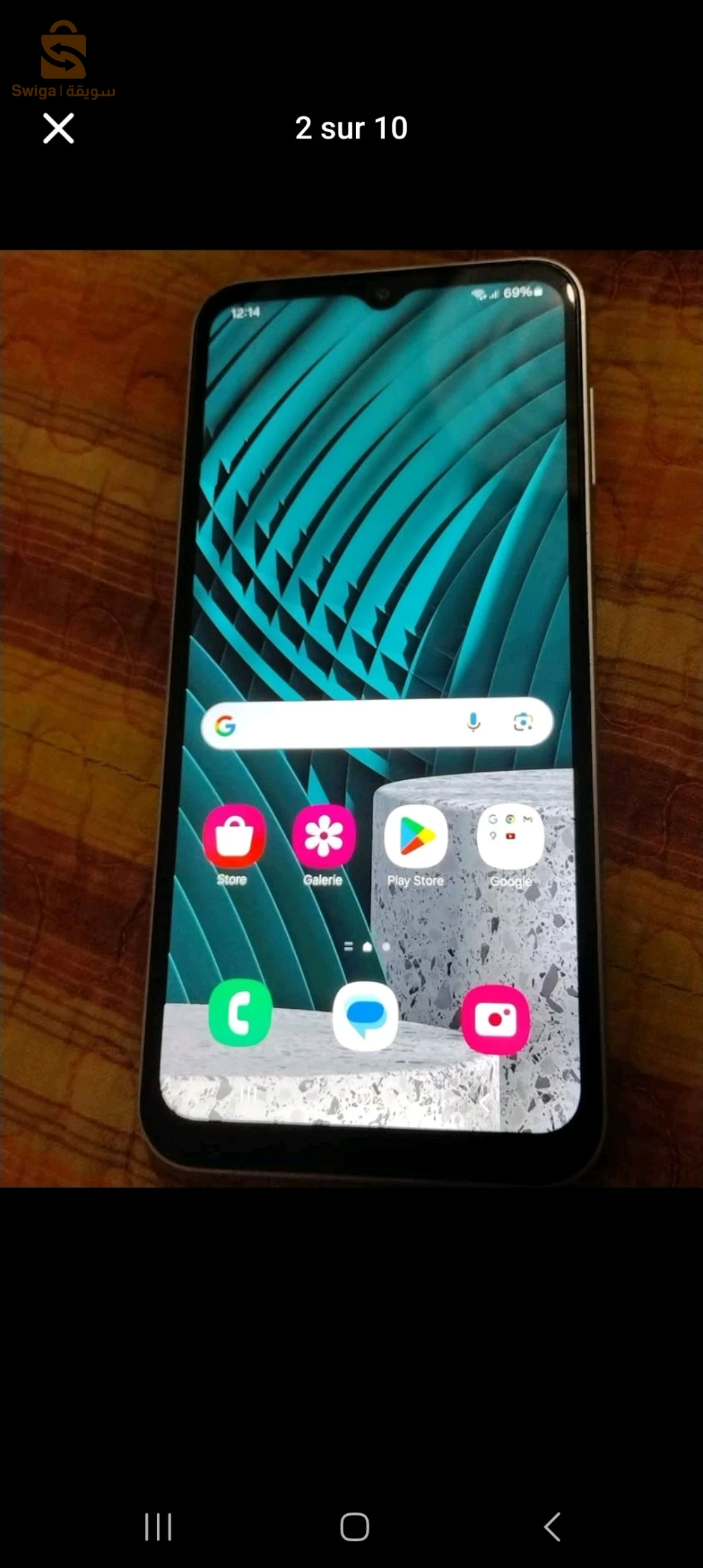 GALAXY A14 presque  neuf  état 10/10 stockage  64  giga RAM  4 giga  double  puce sans accessoires