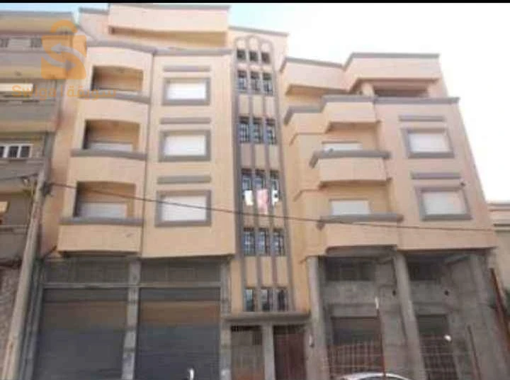 vente immeuble à cité Jamal acti