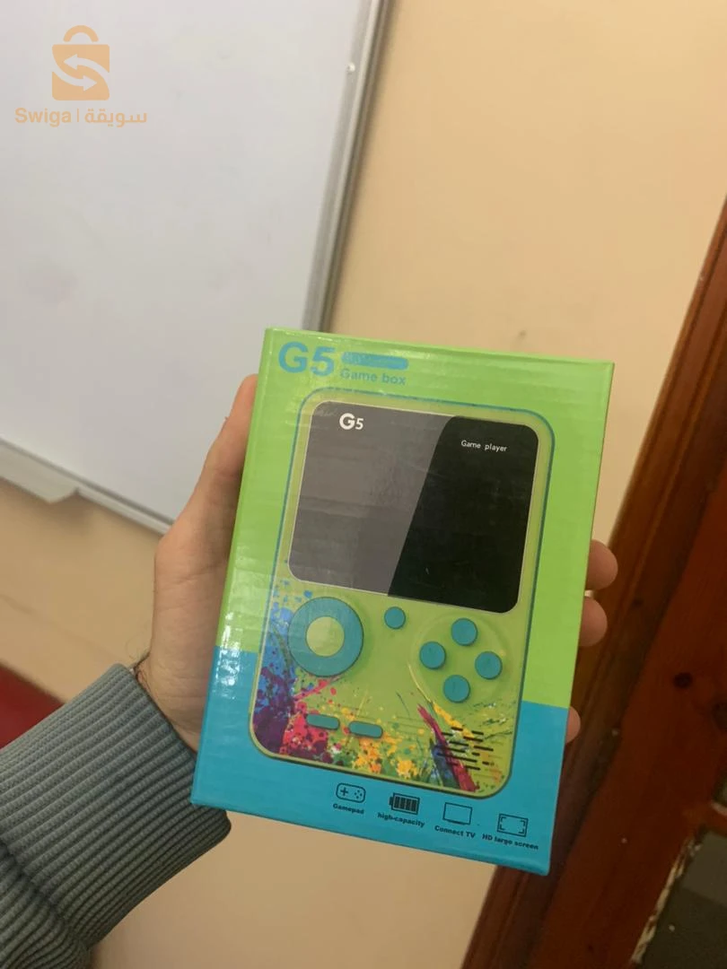 Console de jeu portable avec 500 jeux intégrés