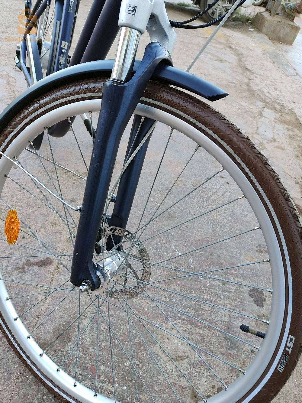 دراجة كهربائية Btwin elops 900e classique 
مع شاحن اصلي