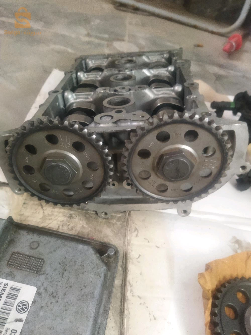 أجزاء من محرك 1.2 12v