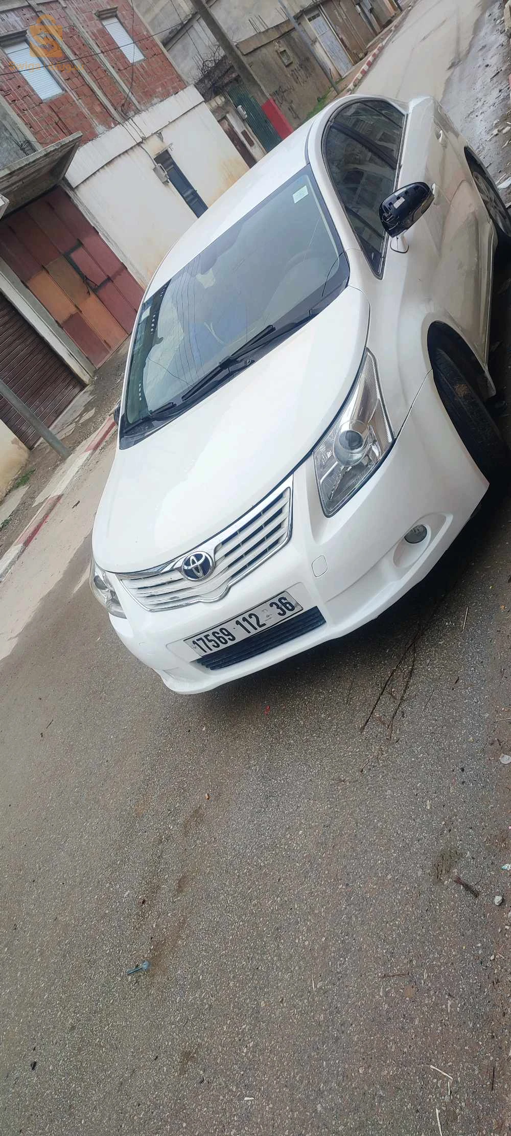 Toyota Avensis 2012