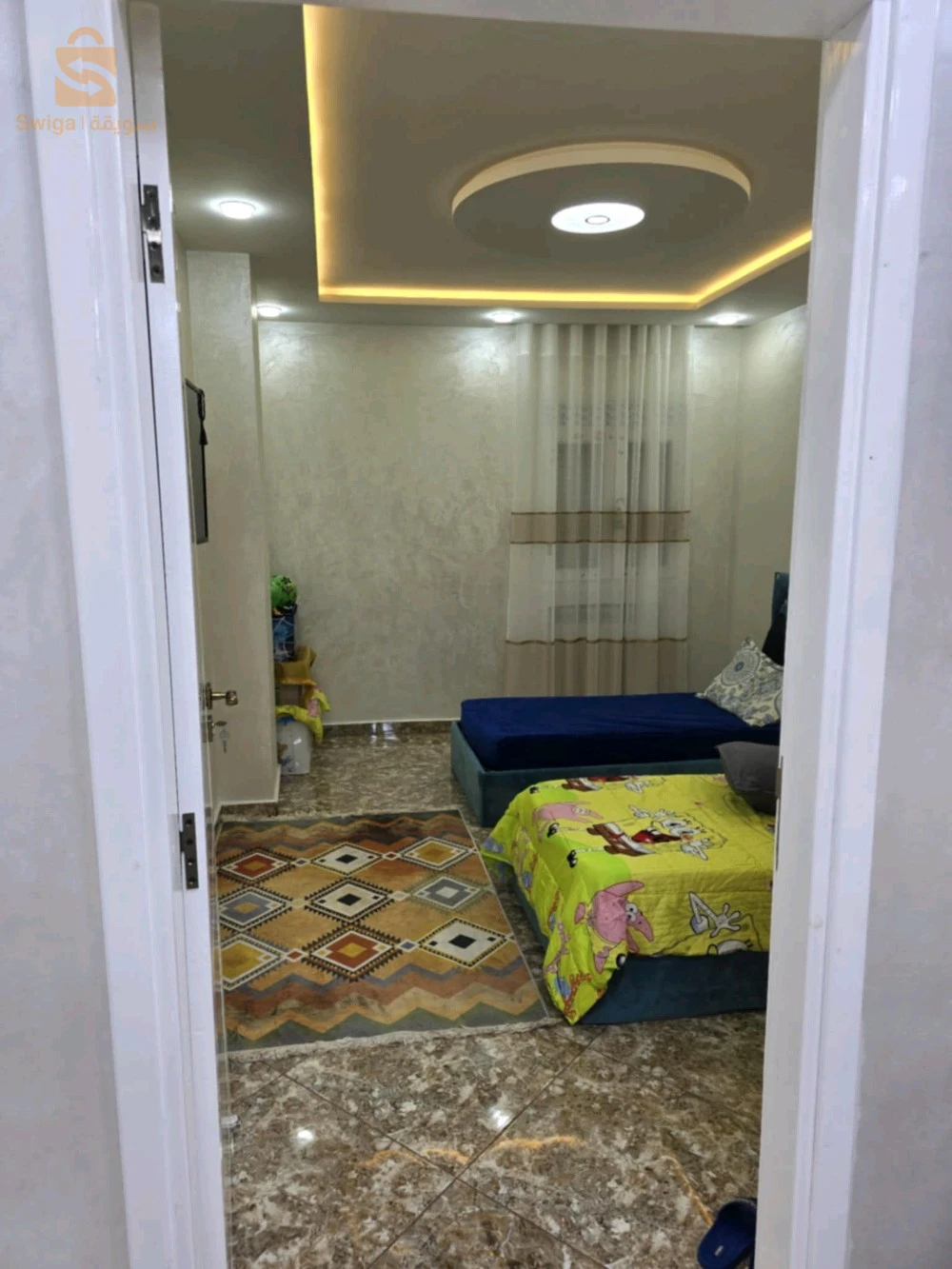 F4 للبيع كيما راهي فل صور 
0770694853