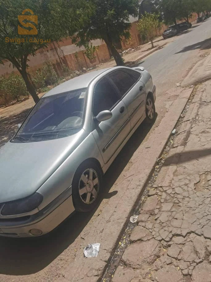 رينو Laguna 3 الاغواط