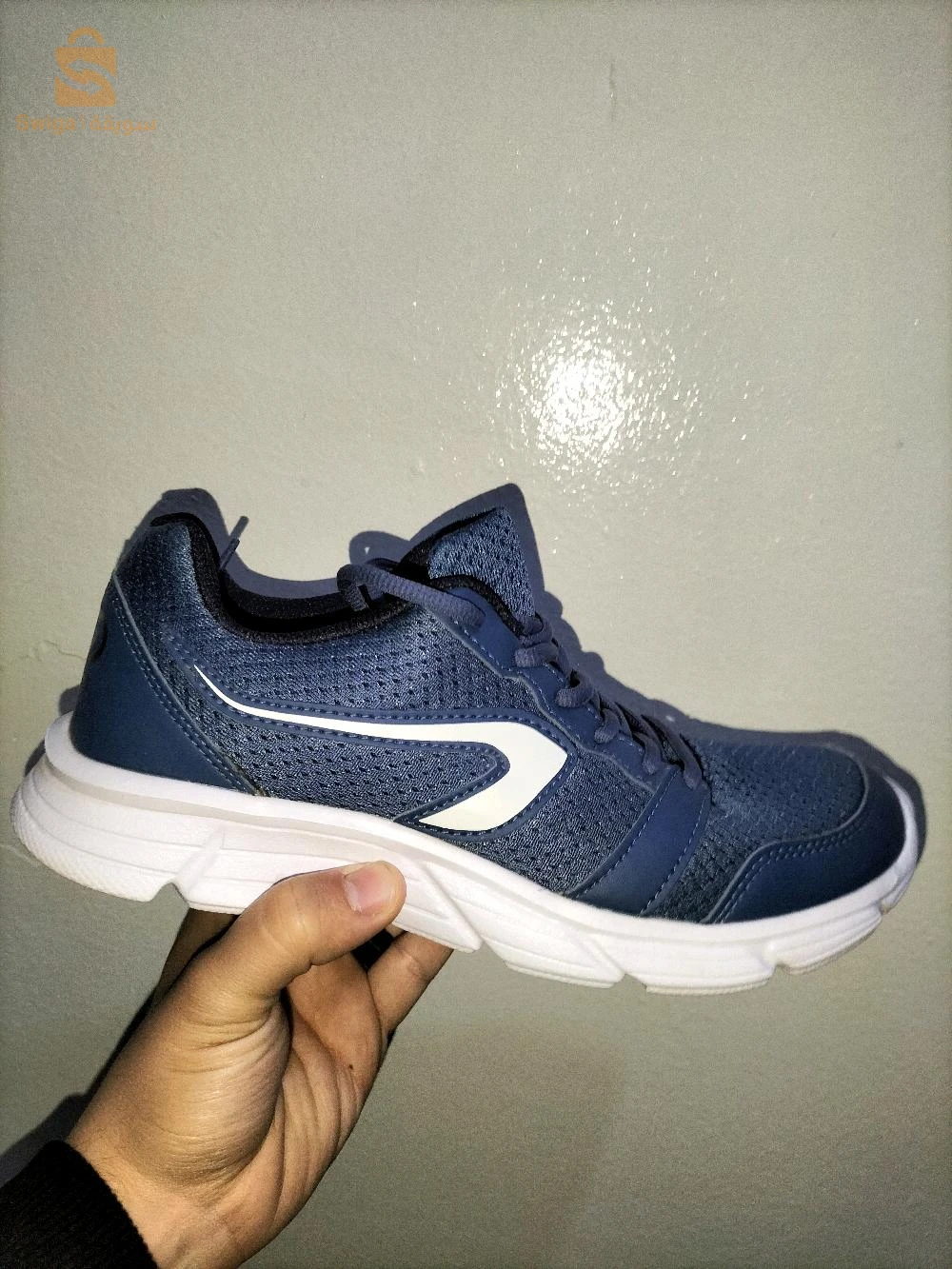 trining decatlon neuf pointure 39 original 
Adidas pointure 40