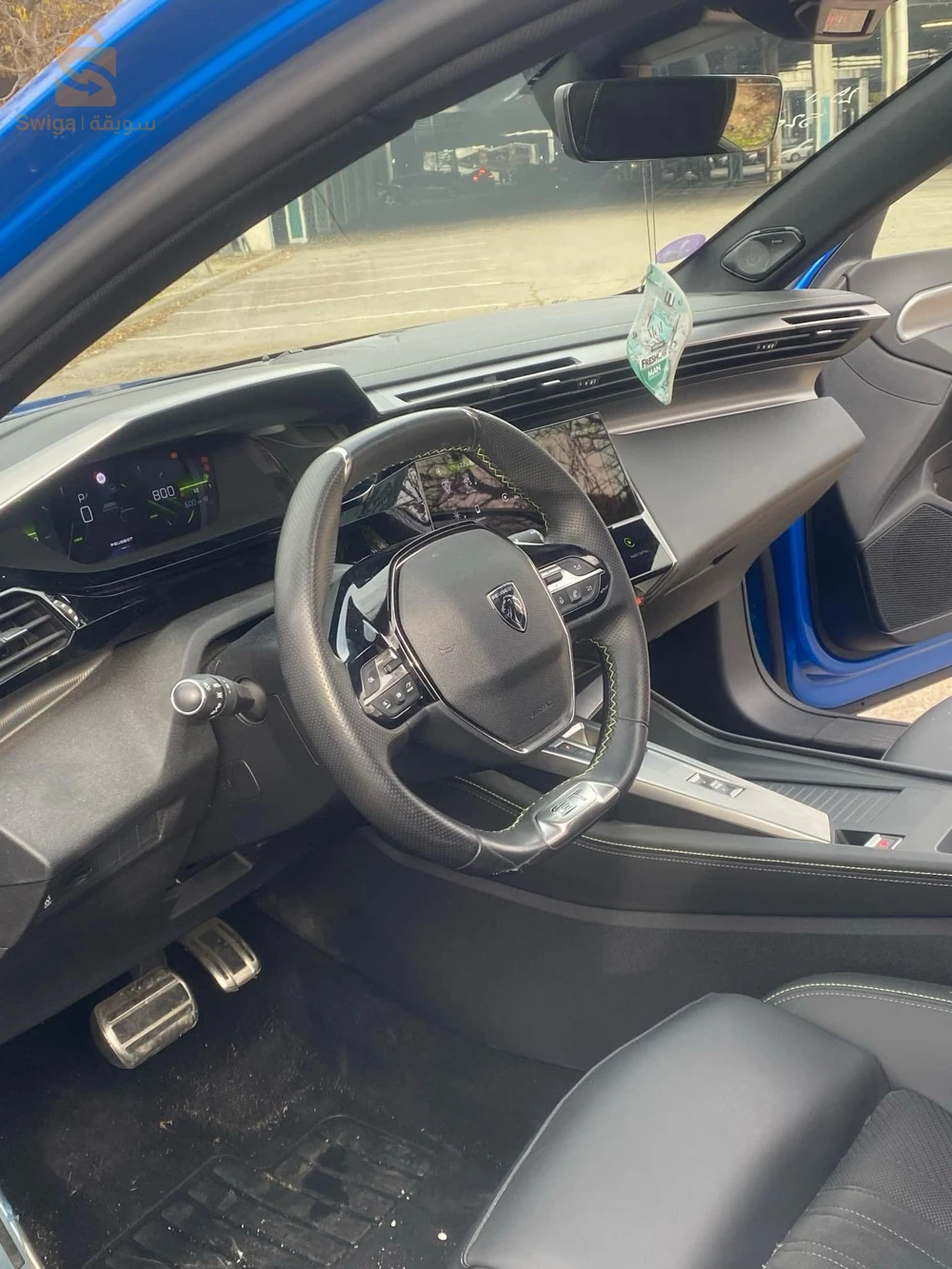 308 Pack GT 130
34700km
Année 2022
Boîte auto EAT 7D
Cockpit digital 3D 
Système car play
Palette au volant 
Siège chauffant 
Volant chauffant 
Toit ouvrant 
Réglage siège automatique 
Attelage remorque 
Climatiseur Trizone 
Jantes 18 noir 
Caméra avant/arrière + 360
Détecteur de mouvement