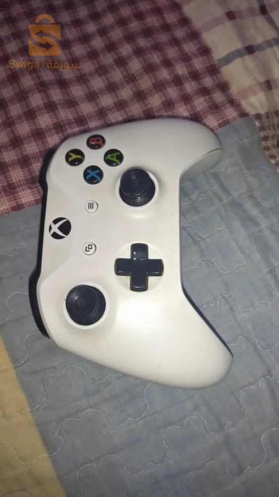 اكس بوكس وان اي للبيع