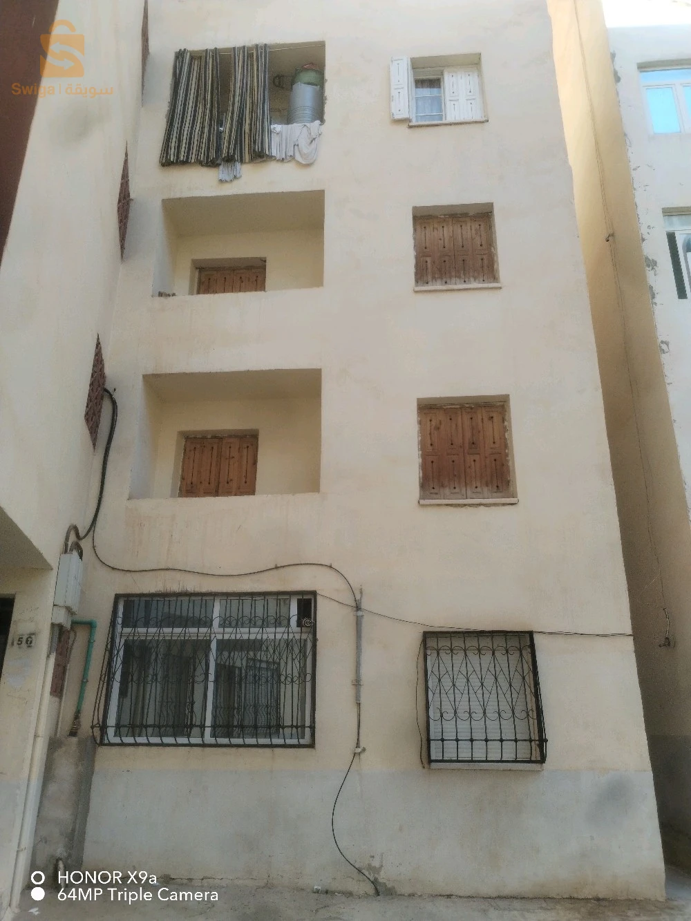 Salam j'ai un appartement f3 superficie 73.56m semi fini
