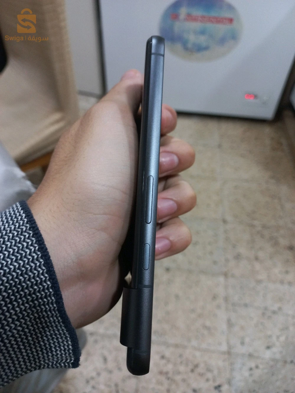 Google pixel 8 
256/8