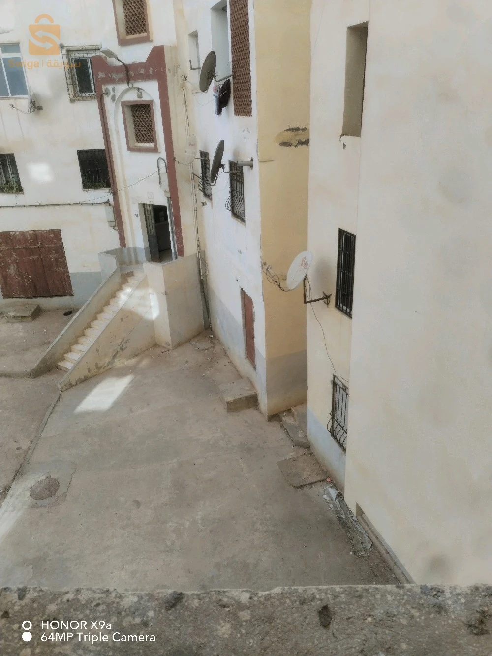 Salam j'ai un appartement f3 superficie 73.56m semi fini