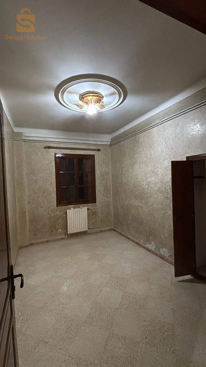 location appartement niveau de villa 150m