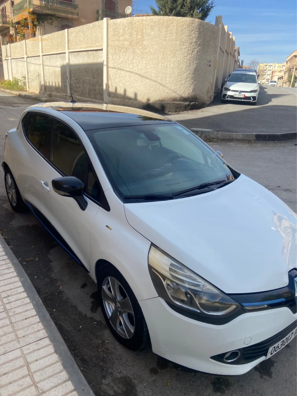 Clio 4 limited2 1.5 dci 2013 machi 275 alf mtour ma7tot 10/10 peinture ma fiha wallo ndifa nmero :0784031604/0774723420