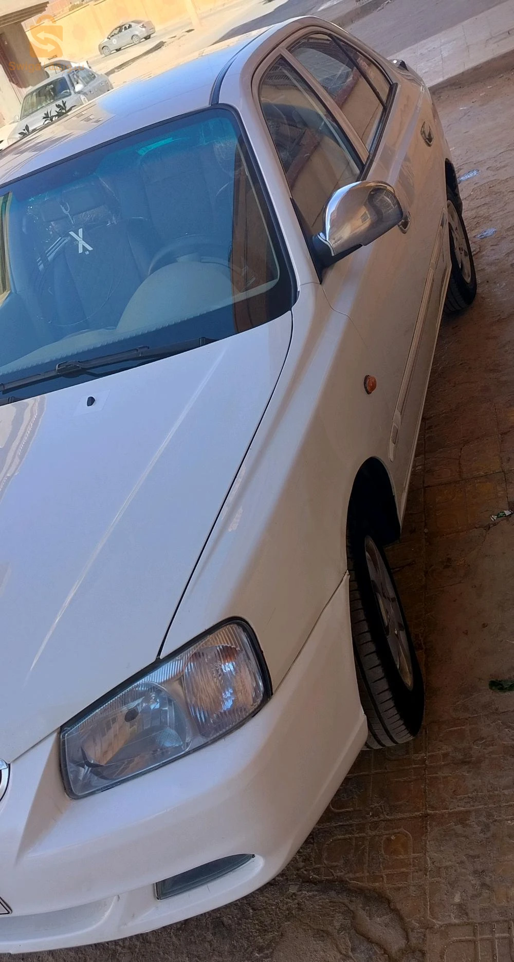 سيارة نقية