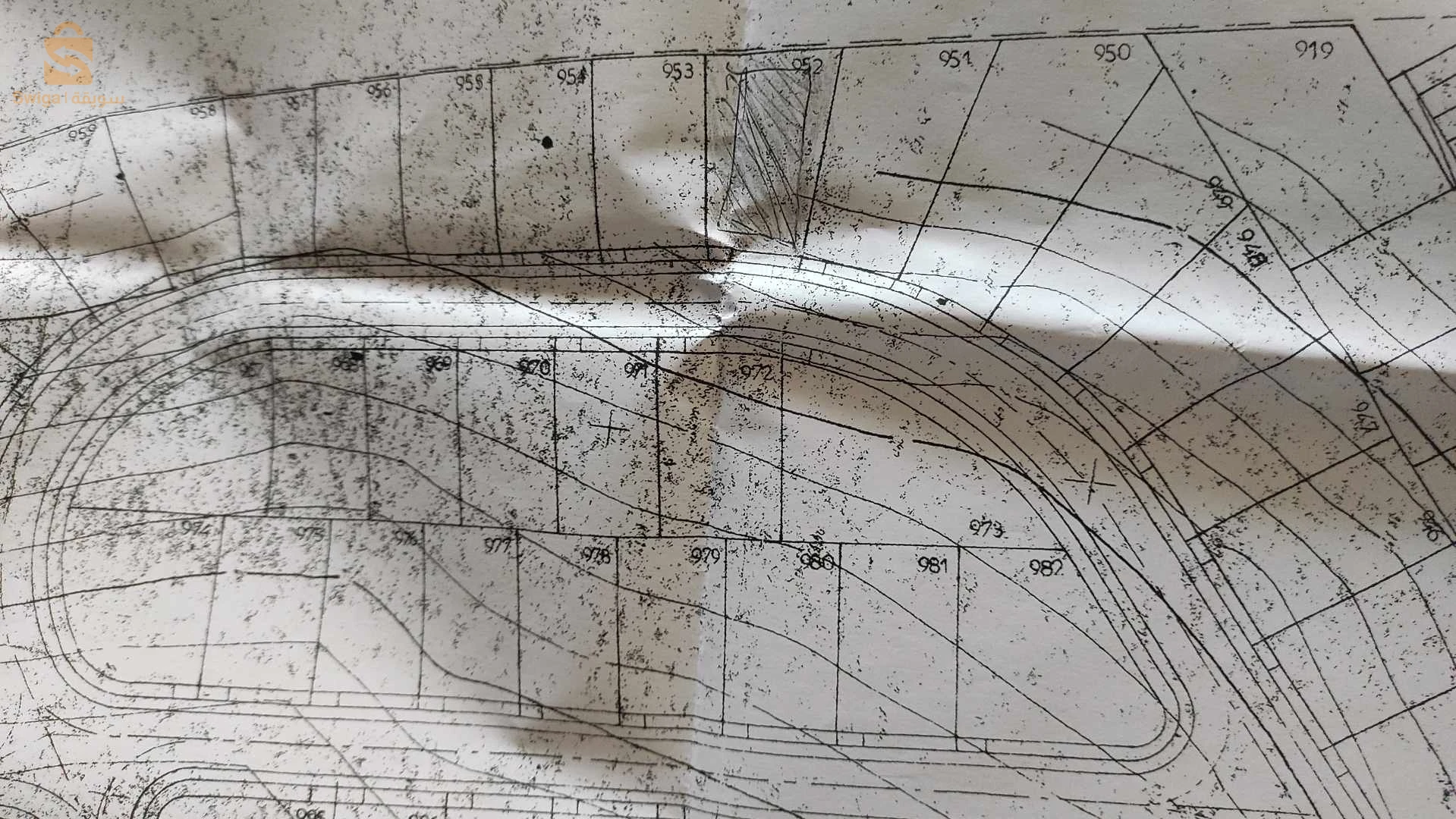 lot n=952 superficie 245 m² situé a Constantine