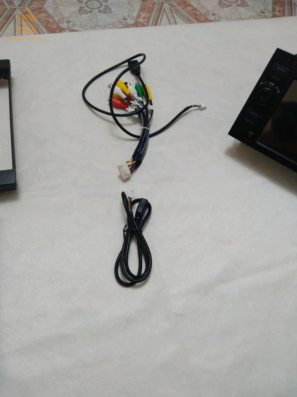 Un dvd neuf 7pouces  android 10 gps phone camera usb bluetooth  degital  et manuel