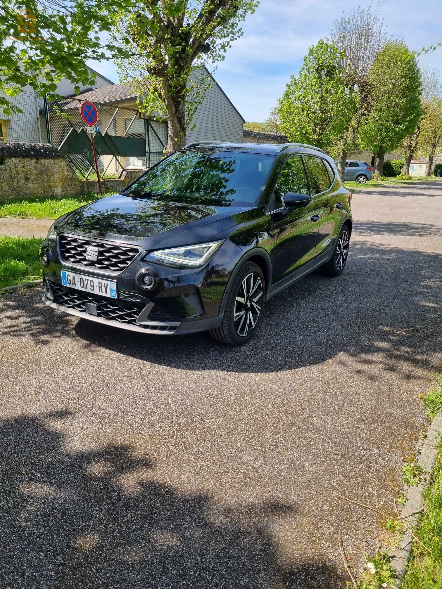 Arona fr + seat