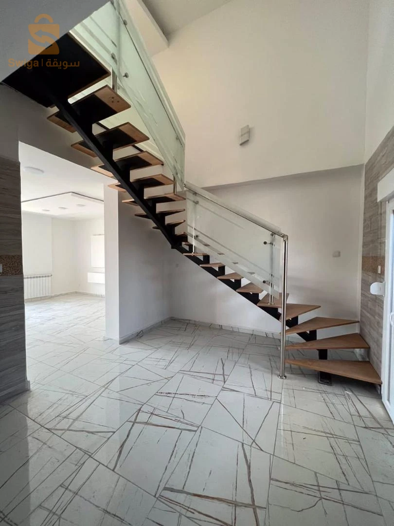 Remiise🚨🚨 fin d'années 😍
duplex à vendre à draria sebbala ville 🏠✨
📞05.61.63.99.40