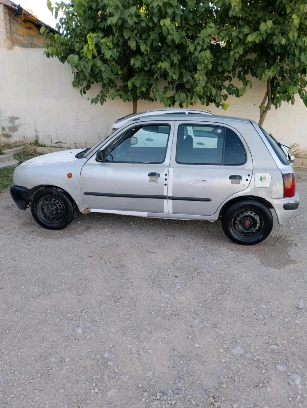 نيسان ميكرا K11 عام 2001