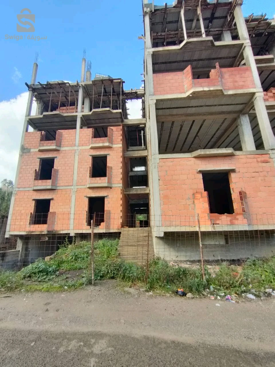 تجزئة سكنية 24 عمارة للبيع