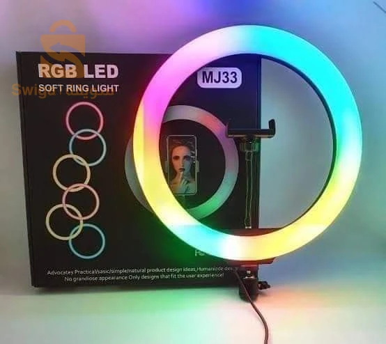 𝐑𝐢𝐧𝐠 𝐋𝐢𝐠𝐡𝐭 𝐑𝐆𝐁 💡
💥🔨لا تفوت الفرصة الكمية جد محدودة اللخر ما يلحقش 🔨💥
لمحبي التصوير 📸
إحصل على إضاءة ممتازة لصور أكثر تألقاً ✨
✅متوفرة ب حجمين ✅
▪️Ring Light rgb 33 cm 
▪️Ring Light rgb 36cm 
✨تتـميز بـِـ:
✔️قاعدة طولها من 𝟏𝟔𝟎𝐜𝐦 الى 𝟐𝟏𝟎𝐜𝐦 
✔️قاعدة تثبيت الهاتف 📱
✔️ريموت مدمج للتحكم بالاضاءة 💡
✔️تشتغل بالباور بانك و لاب توب وبالشحن المنزلي 🔌
✔️يمكنها الدوران 𝟑𝟔𝟎 ْ 🌀
 ✔️اضـاءة 𝐋𝐄𝐃 بـسطوع ناعـم و أضـاءة مريـحة للعـين 👁
Groupe z shop biskra 
للطلب او الاستفسار الاتصال عبر خاص الصفحة او على الارقام التالية📲📞 :
☎️رقم هاتف 0551238799
↖️موقع محل بجانب محطة مسافرين لوطاية والقنطرة ولاية بسكرة 
https://maps.app.goo.gl/3XzanVc7FGgm7wxC8📍
#LED #RingLight #تخفيضات #caméra #tiktok 
#biskra #algerie #58ولاية