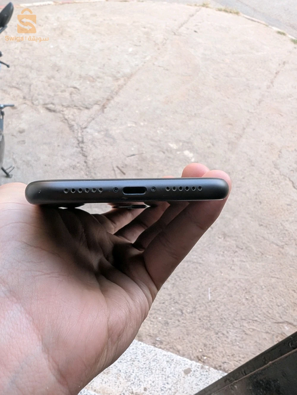 iphone 11 128gb
batterie 80%