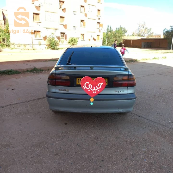 رينو Laguna 3 الاغواط