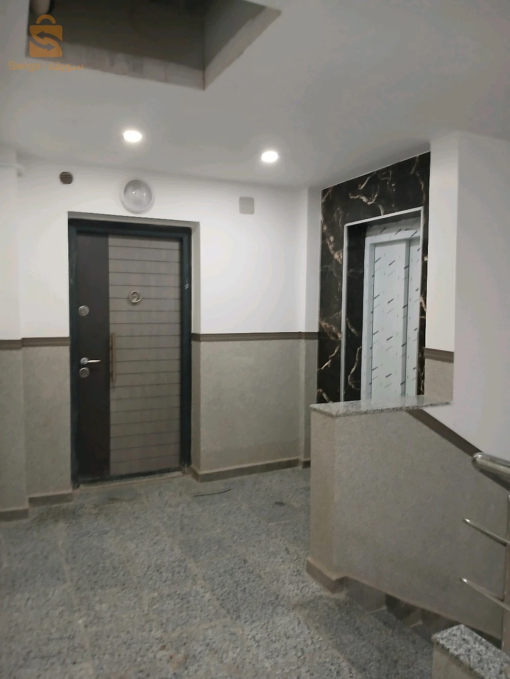 شقة F4 واسعة للبيع
