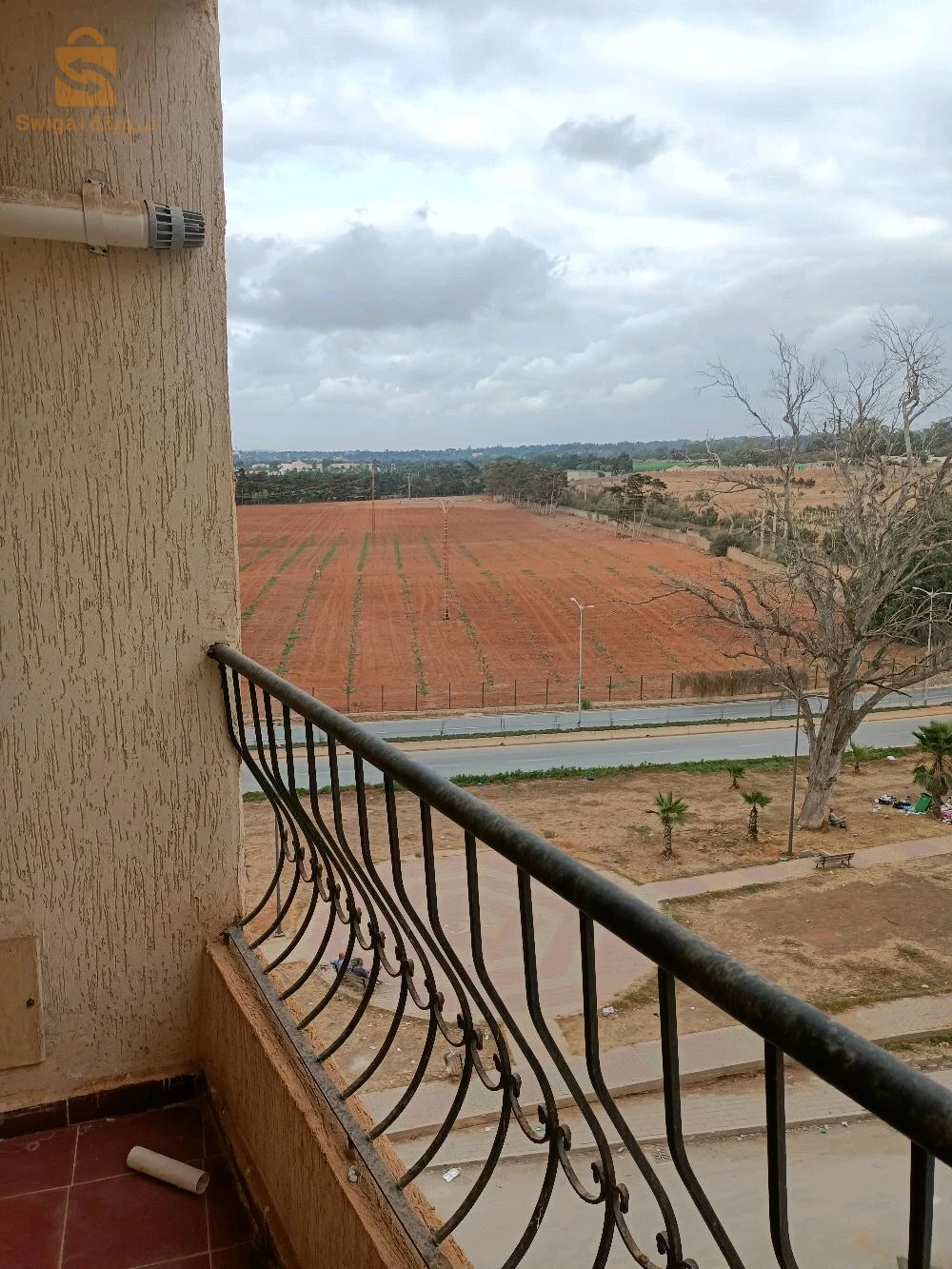 appartement F3 a staouli a vendre superficie 104 m
quatrième étage