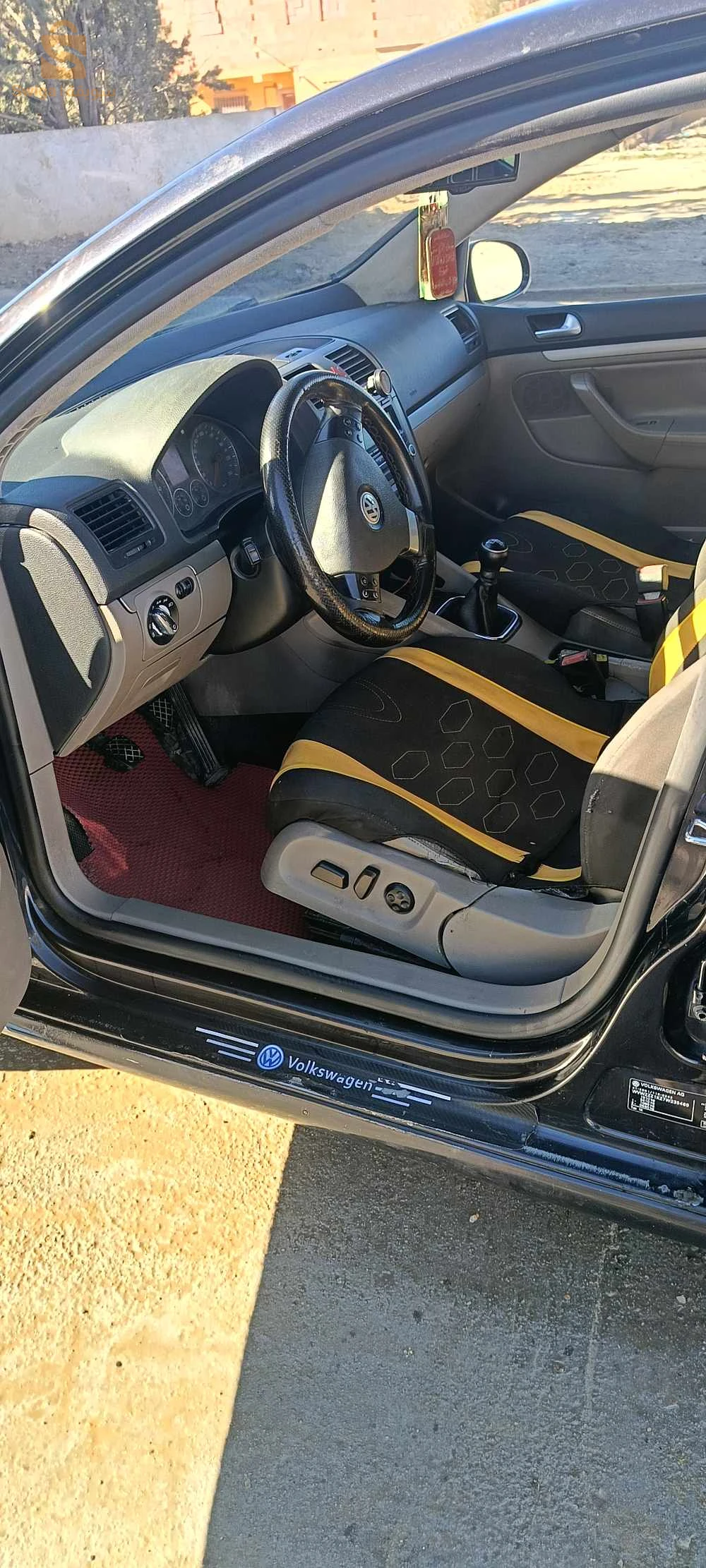 la 2lt Golf 5
فيها لال افو