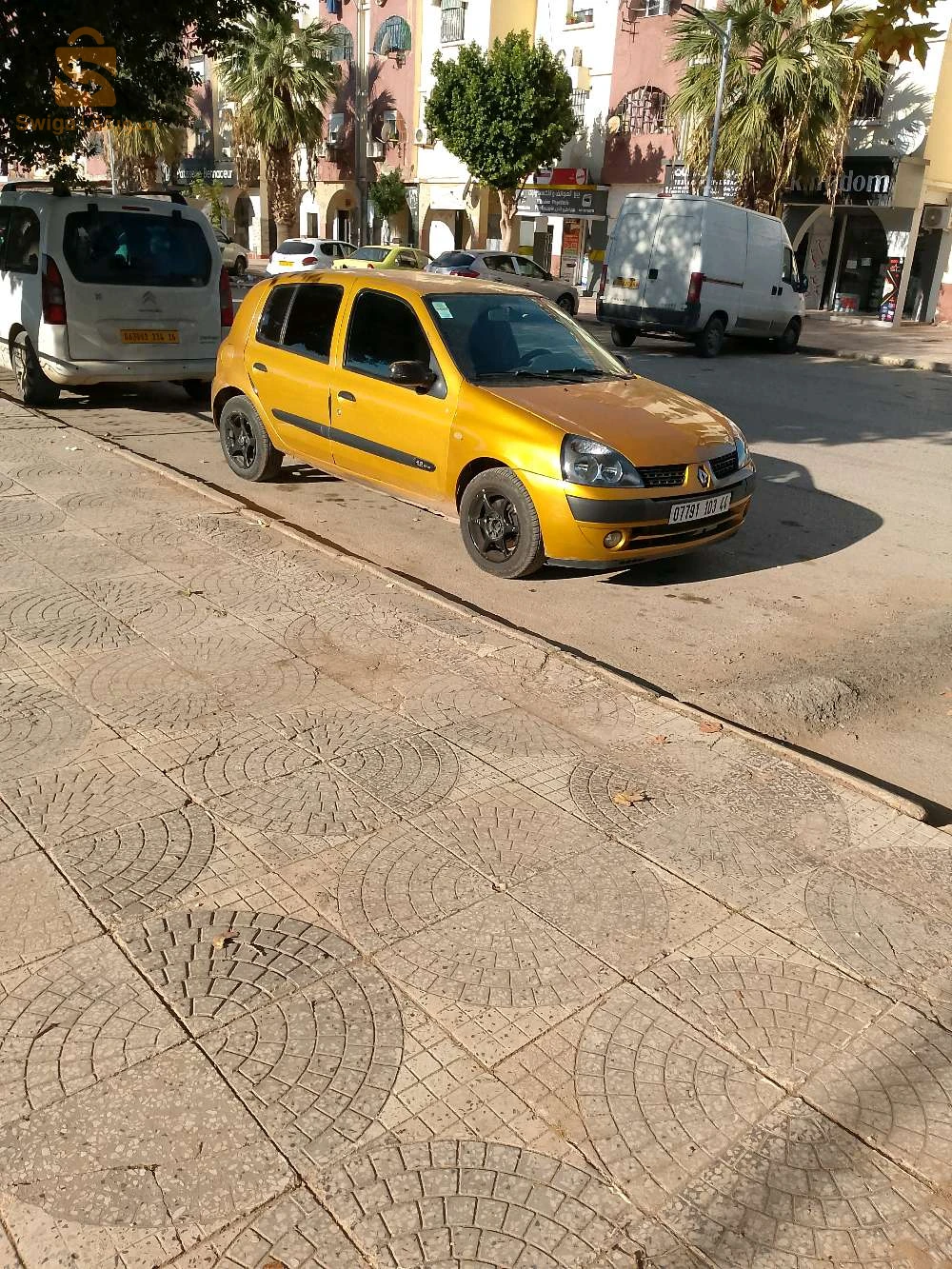 300 عين الدفلى